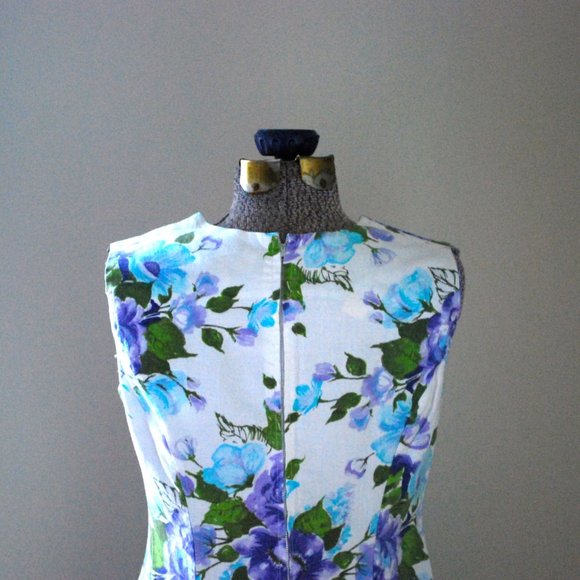 Purple & blue floral dress (M/L) - Picture 7 of 9